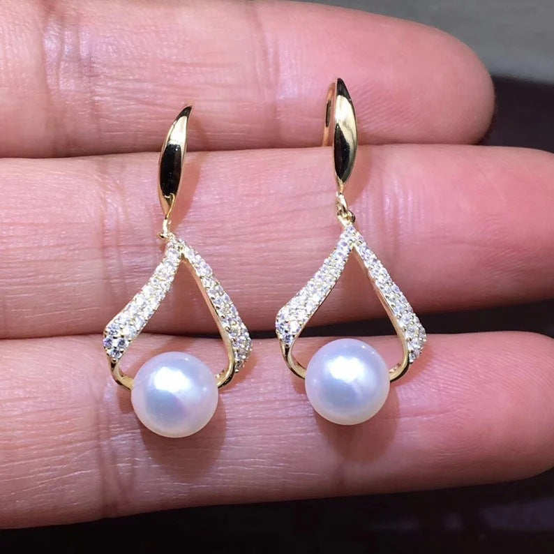 French Pearl Stud Earrings - Minimalist Elegant Jewelry