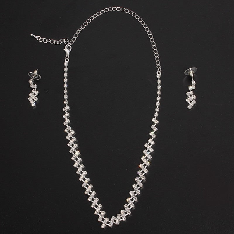 SparkShift Bridal Glow Set - Premium Rhinestone Necklace & Earrings