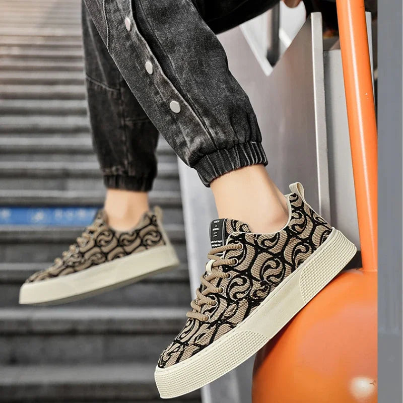 Graffiti prints black canvas sneakers mens