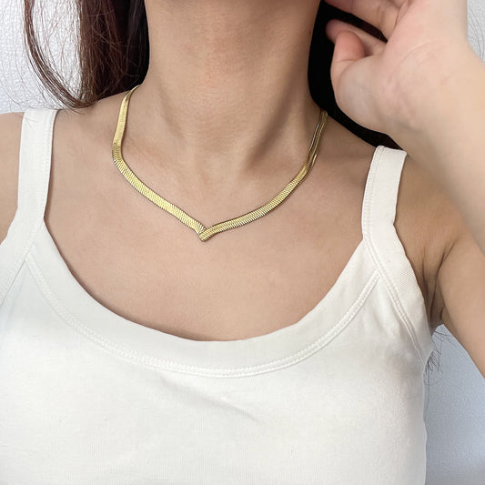 Blade Snake Chain Necklace