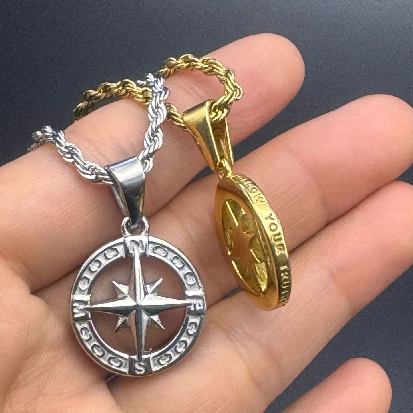 Bloom Circle Necklace – Floral Charm Pendant