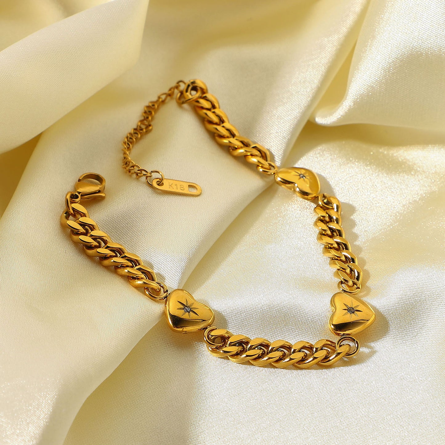 SparkShift Heart Cuban Chain