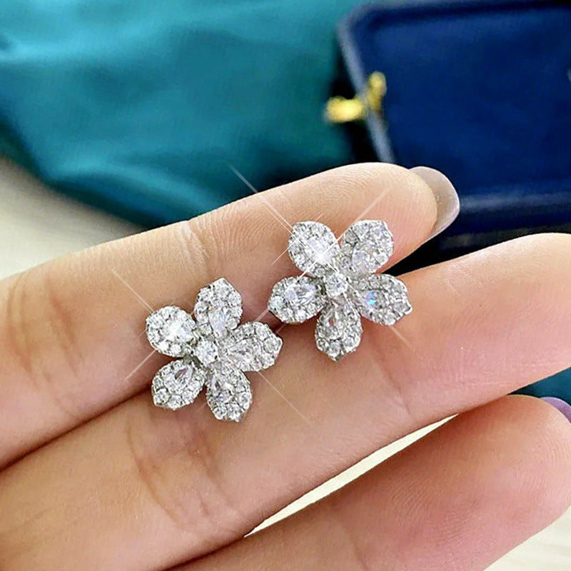 Korean Minimal zircon Stud Earrings