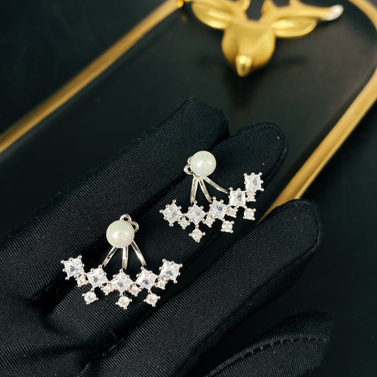 Classic Pearl Stud Earrings - Elegant Minimal Everyday Jewelry