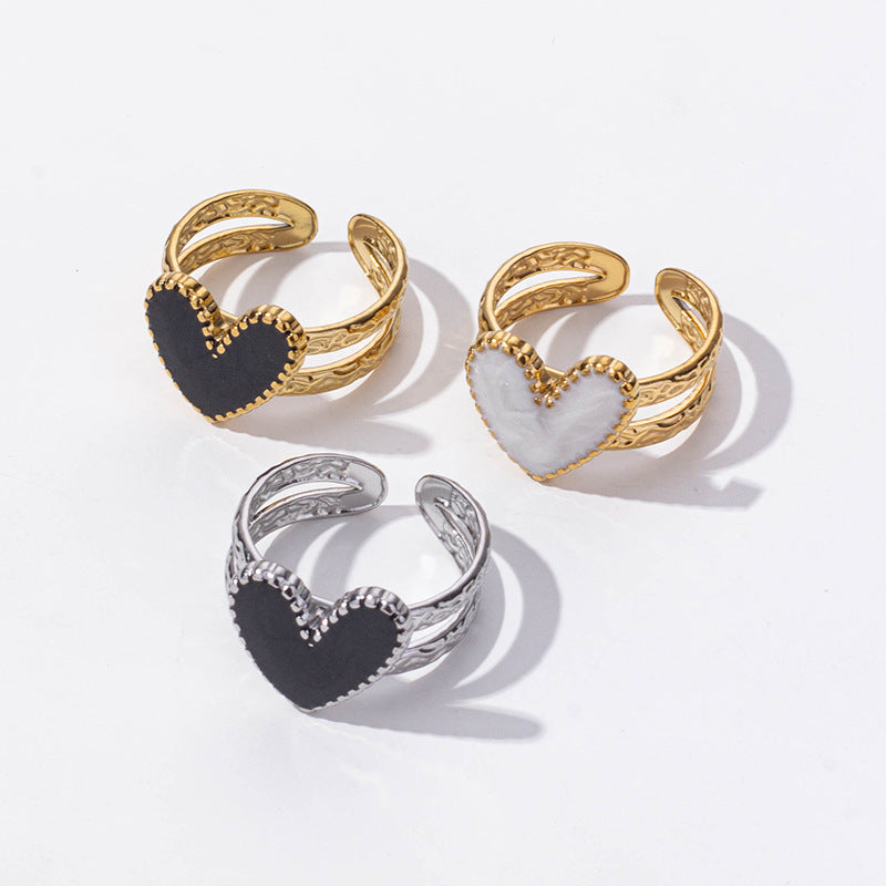 SparkShift Noir Heart Ring