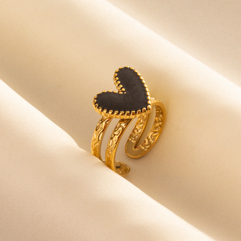 SparkShift Noir Heart Ring