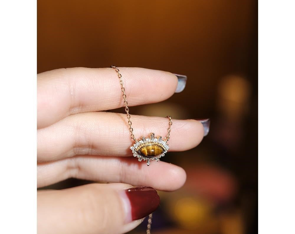 SparkShift Apex Tiger Eye Pendant Necklace (Gold)